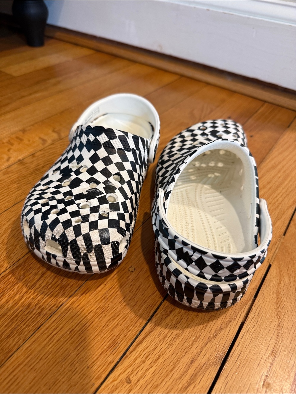 CROCS Kids Checkerboard Slip-On Clogs in Black & White